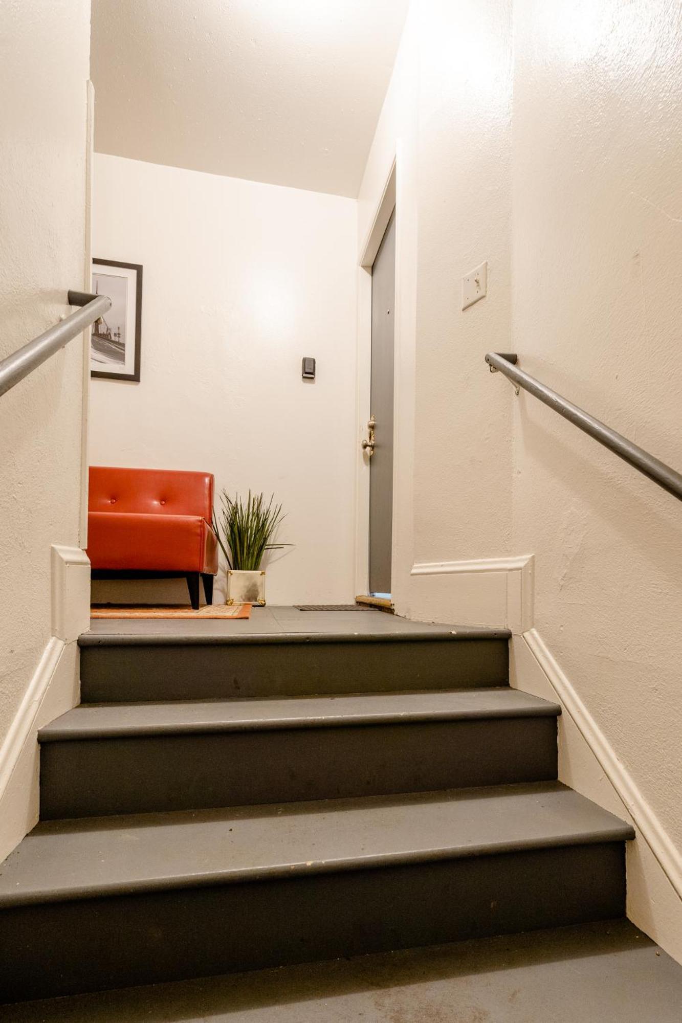 Apartment Collection - Spacious & Hip 1br With Access To Ne