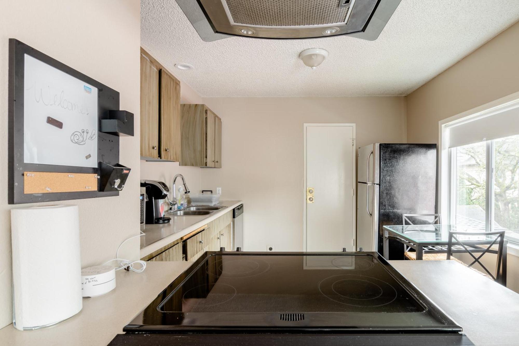 Collection - Spacious & Hip 1br With Access To Ne * Portland