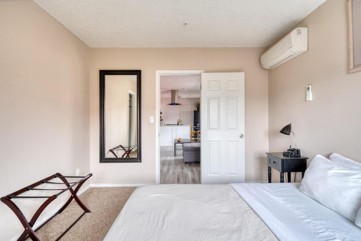 Collection - Spacious & Hip 1br With Access To Ne Apartment